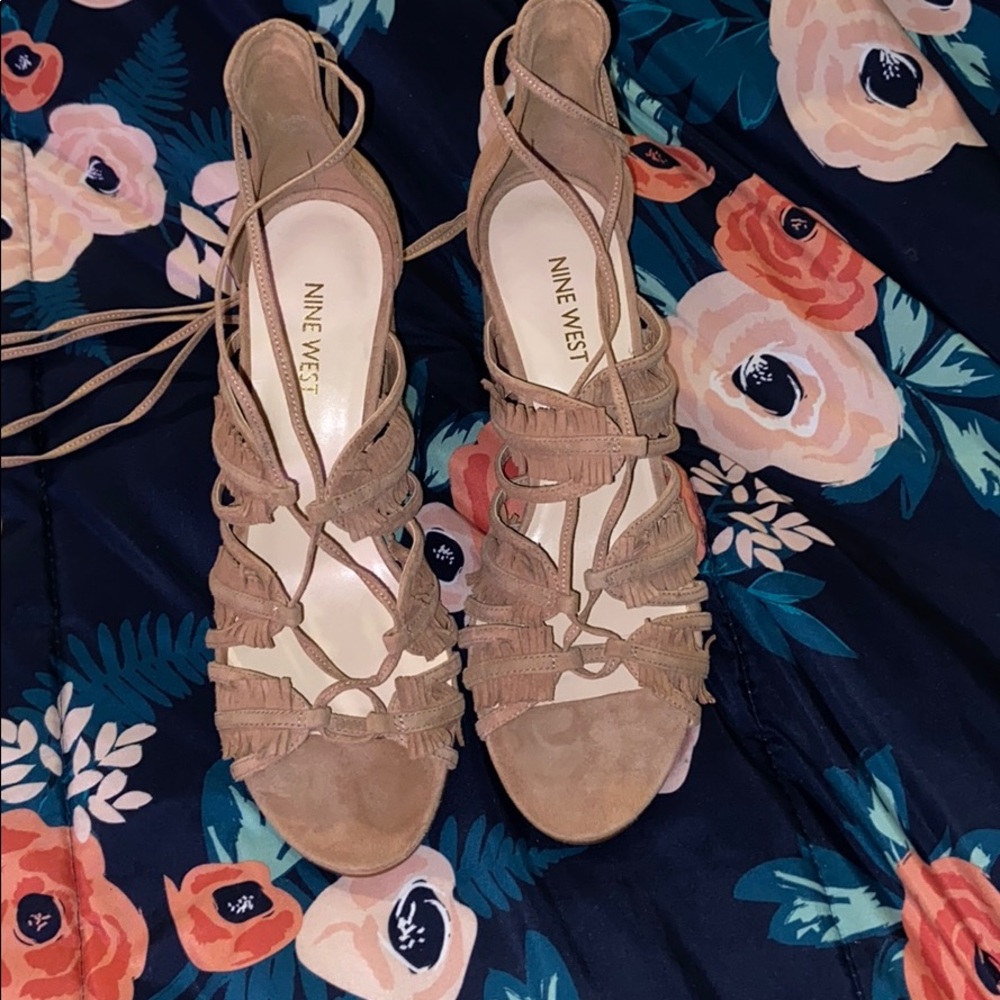 Nine West suede short block hills - Picture 1 of 4